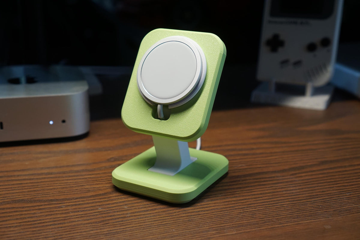 Charging Stand - MagSafe + Pixel Snap Compatible